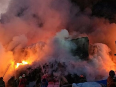 轮胎突然起火损失惨重